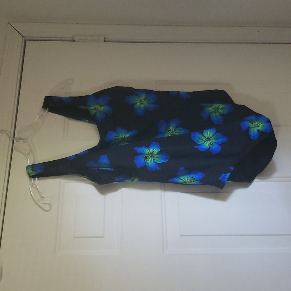 One Piece Swimsuit w/ Padded Bust